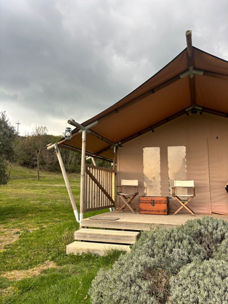 Lodge Comet, tenda di lusso nel bosco della Maremma Toscana